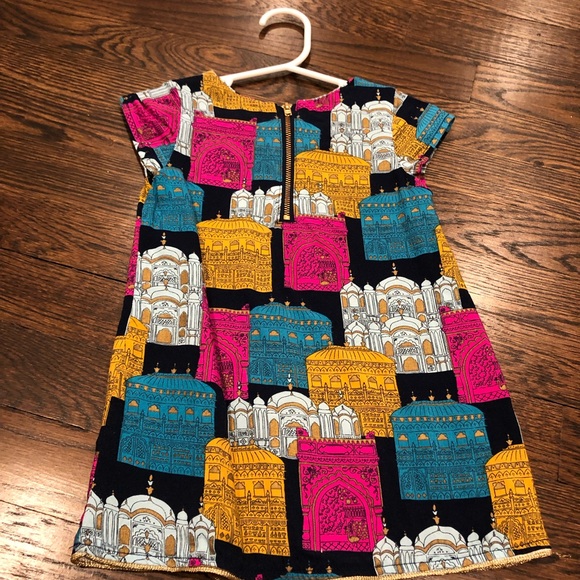 Beautiful dress size 18 months, OshKosh - Picture 3 of 4